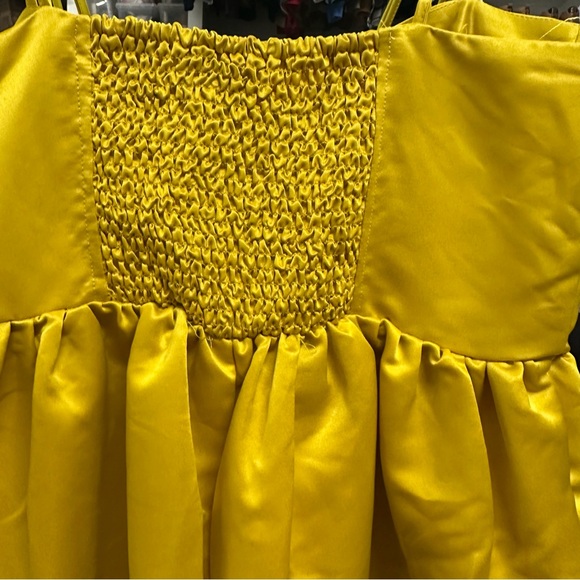 Yellow Ruched Sweetheart Midi Dress - Picture 6 of 15